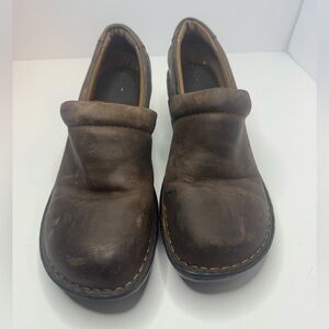 B.O.C Brown Leather Clogs Size 9W